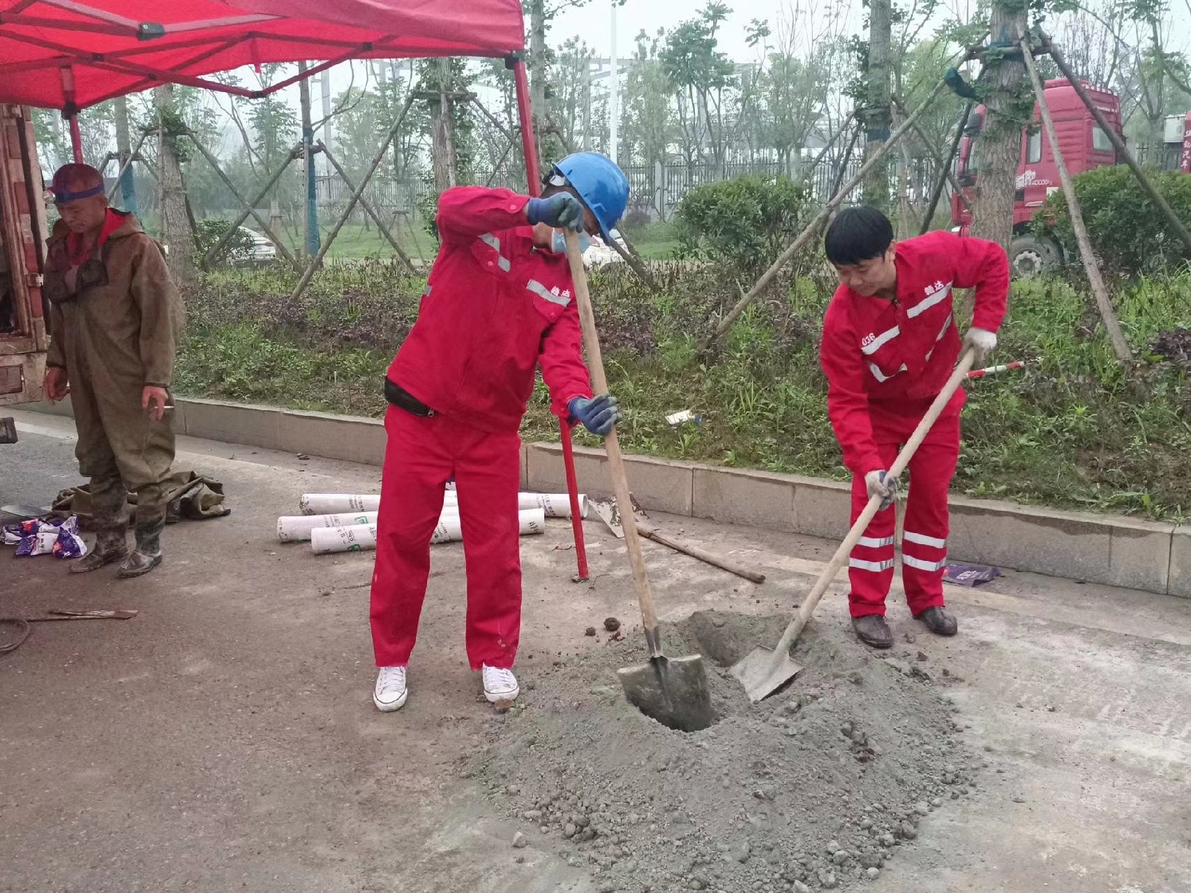 岚皋管道疏通哪家好】及时进行市政管道清淤